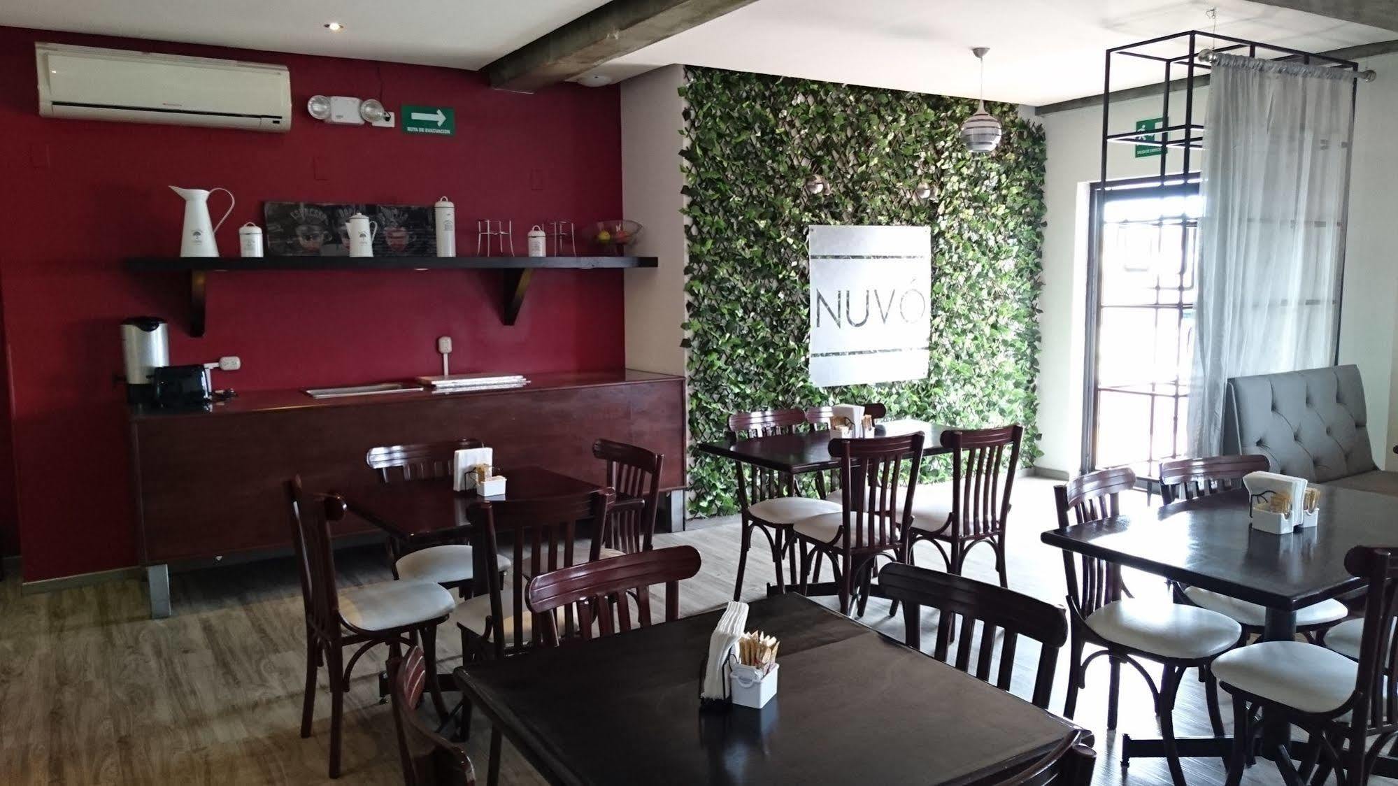 Hotel Nuvo Saltillo Exterior photo