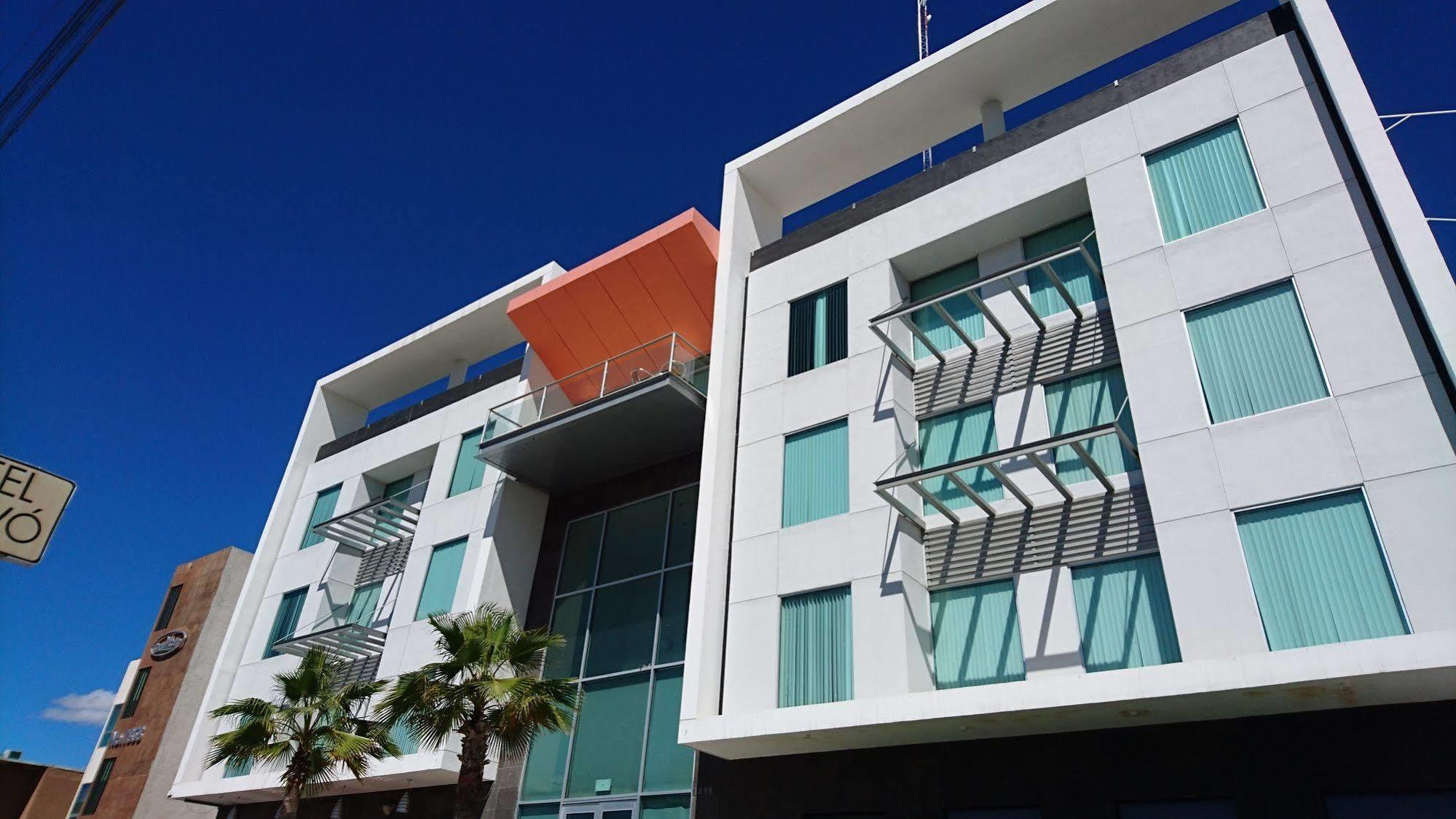 Hotel Nuvo Saltillo Exterior photo
